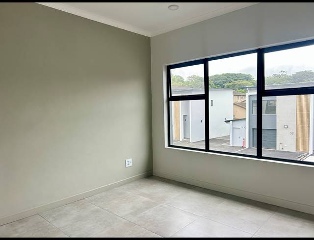 3 BEDROOM DUPLEX FOR SALE IN WESTBROOK